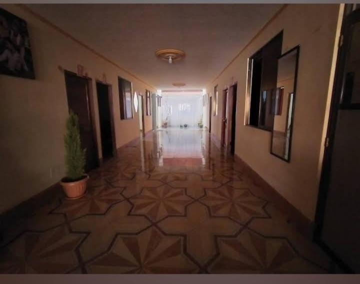 El Jardin De Los Lirios Hotel Mojon de Achocalla Luaran gambar